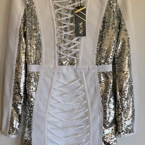 Beautiful white and silver dress, size L, new with tag